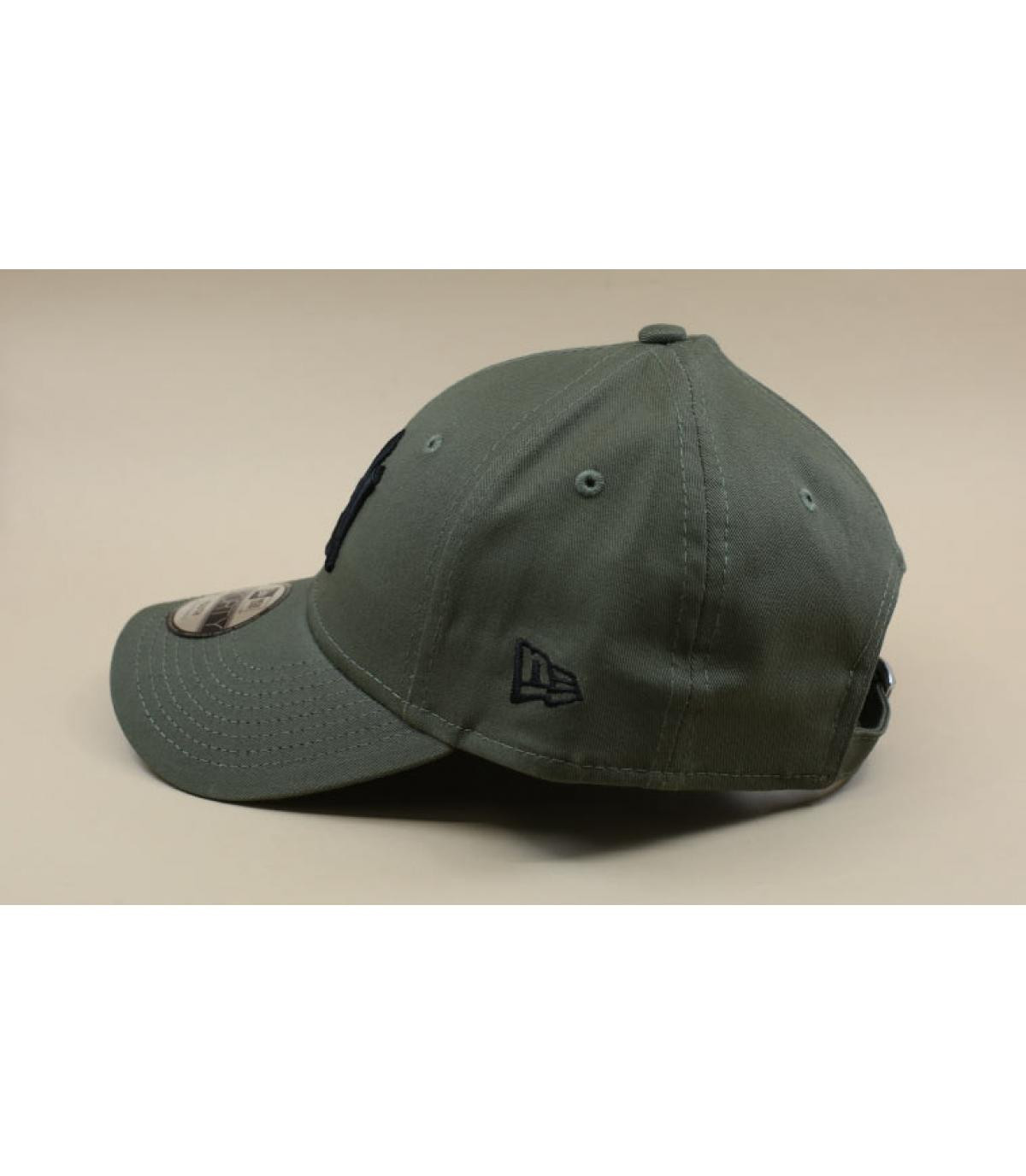 New Era black green NY cap